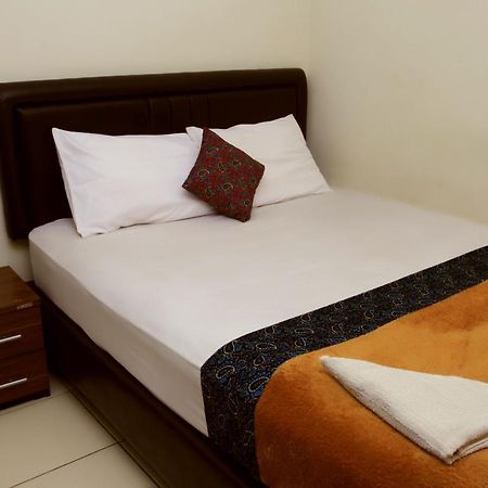 Bantal Guling Trans Hotell Bandung Exteriör bild