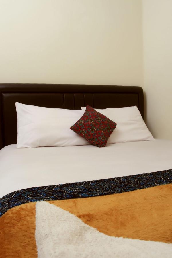 Bantal Guling Trans Hotell Bandung Exteriör bild